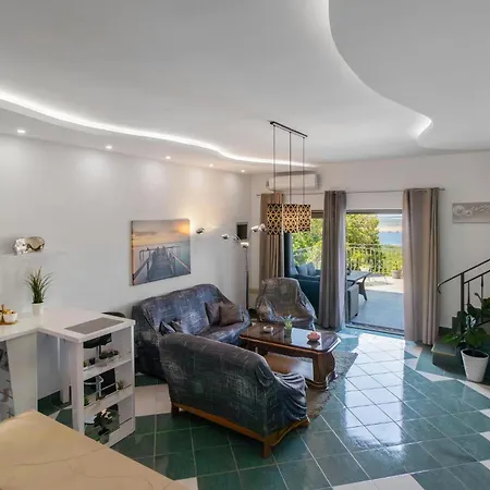 Lovely In With Sauna Holiday home *