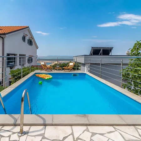 Lovely In With Sauna Holiday home Crikvenica