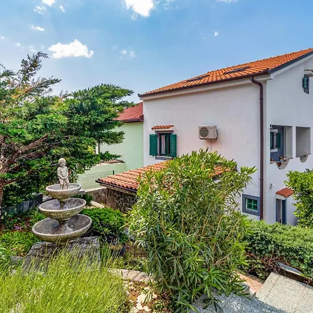 Lovely In With Sauna Holiday home Crikvenica