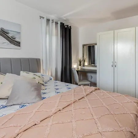 Lovely In With Sauna *